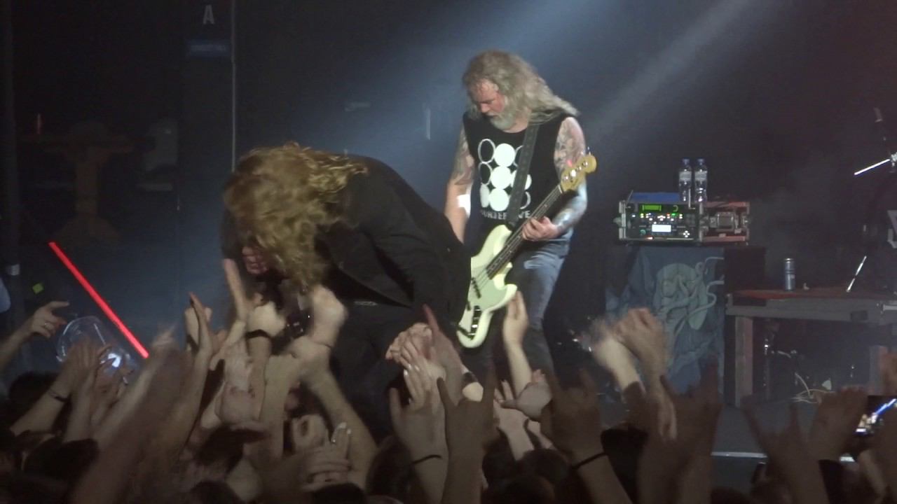 Dark Tranquillity - Monochromatic Stains (live in Saint-Petersburg) смотреть онлайн