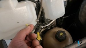 Датчик уровня омывающей жидкости универсальный.mp4