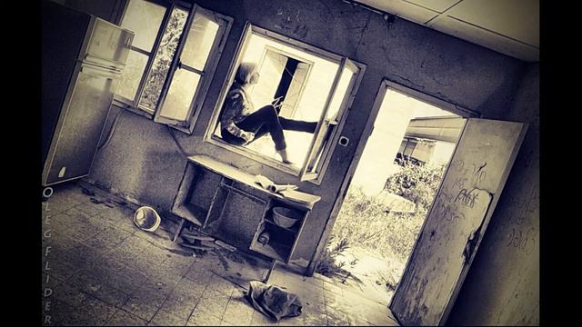 "Не выходи из комнаты" смотреть онлайн