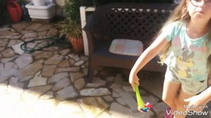 Водяные БОМБОЧКИ. ВОДЯНАЯ БИТВА! Water Balloons!