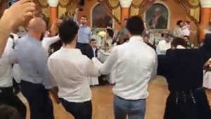 Настоящий Кочари, вот так надо танцевать Армянский кочари!!