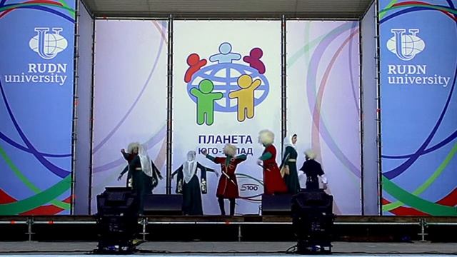 Студия кавказского танца – молодежный чеченский танец