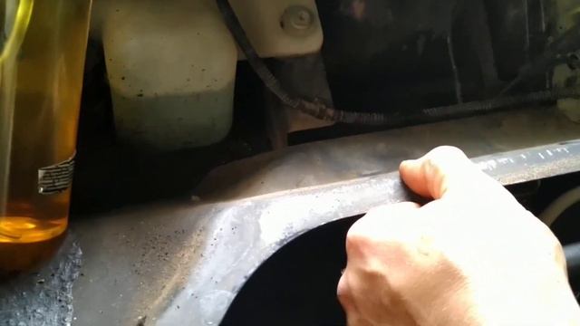 Толщина моторного щита Весты 0,6мм. Усиливаем кузов скрытой распоркой стаканов "Автопродукт" смотреть онлайн