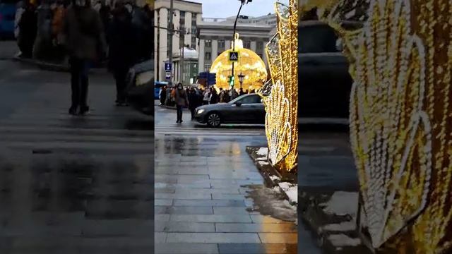 Большой театр в Рождество