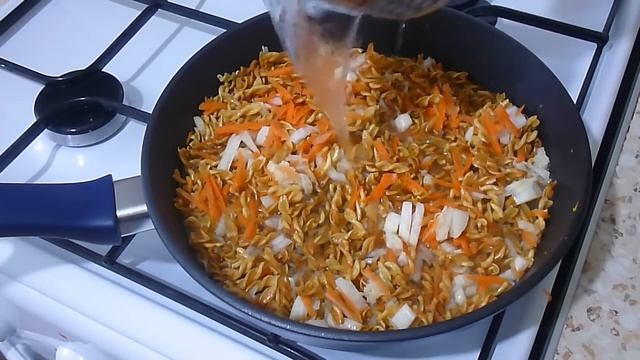 МАКАРОНЫ ЖАРЕНЫЕ / СУПЕР БЫСТРЫЙ И ПРОСТОЙ РЕЦЕПТ