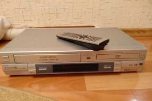 Видеомагнитофон Panasonic NV-VP32GC VHS/DVD 6Head HiFi Stereo.