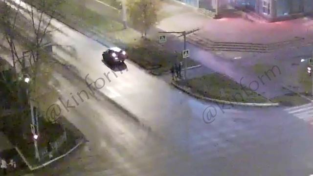 Пешеход сбит вечером по своей глупости на Мира смотреть онлайн