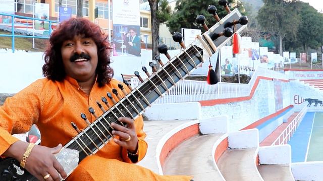 Rahen Na Rahen Hum | Sitar Cover Surmani Agni Verma смотреть онлайн