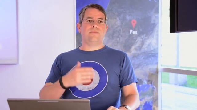 Мэтт Каттс: «Google может использовать EXIF-данные фотографий в качестве фактора ранжирования» смотреть онлайн