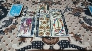 ?Новый знакомый. Что на уме? Что думает? Хочет встечу? Расклад таро онлайн.