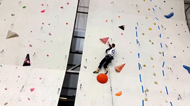 Чемпионат Воронежской области по скалолазанию. Трудность. Попов смотреть онлайн