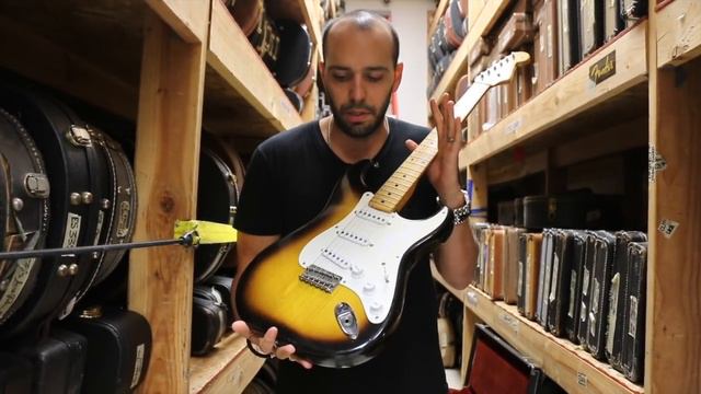 1954 Fender Stratocaster Hardtail | Guitar of the Day смотреть онлайн