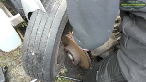 Renault Midlum Motorhome HGV - Replacing brake discs