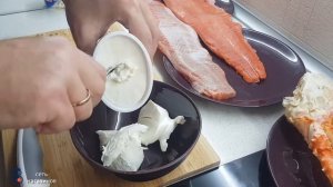 Рулет из Кеты в сливочном сыре/ Cочно и быстро