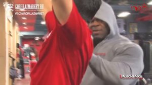 Кай Грин  КАК тренировать СПИНУ и ПЛЕЧИ   2014 RUS дубляж канала GoB