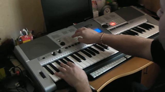 taco putting on the ritz on YAMAHA PSR-E403 смотреть онлайн