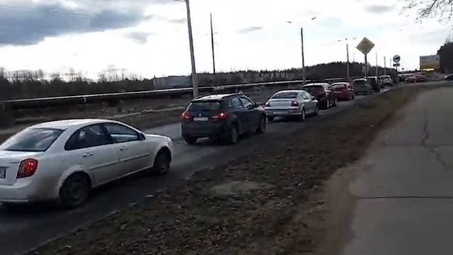 Пробка от "Луны" смотреть онлайн