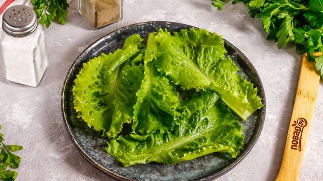 Салат с горгонзолой и грушей