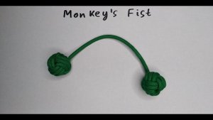 Плетение из паракорда Кулак обезьяны и игрушка-антистресс своими руками