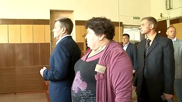 Глава администрации проверяет городские и сельские школы смотреть онлайн