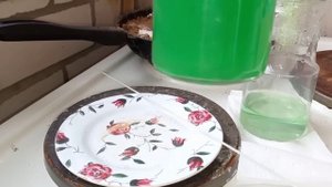 Золото из самых маленьких стеклянных диодов.