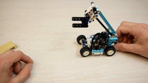 Погрузчик ЛЕГО Техник 42133 – обзор новинки 2022