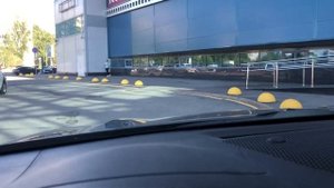 Въезд, выезд, расположение машины, дворы и прилегающие территории