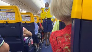 ЛЕЧУ ПЕРВЫЙ РАЗ В САМОЛЕТЕ, КУДА? И ЗАЧЕМ? VLOG.