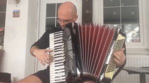 Танго «Пойми меня, пойми» из к/ф «Каникулы Петрова и Васечкина»