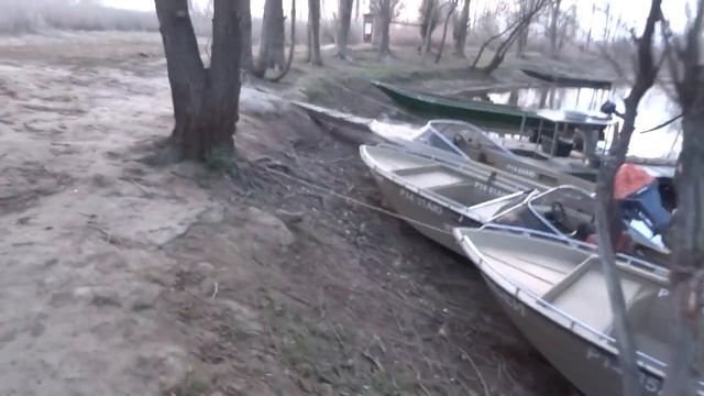 Видео лодка Волжанка ( Стеклопластик )