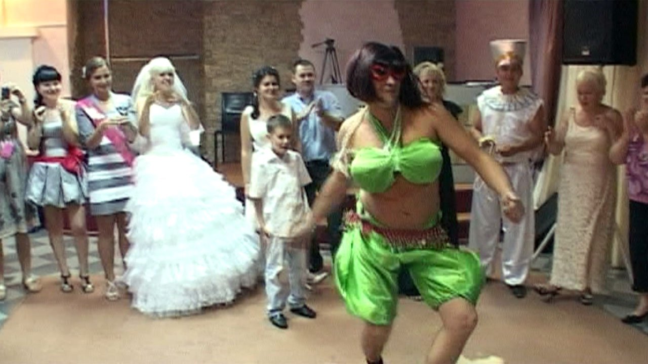 Прикольные кадры свадебного вечера смотреть онлайн
