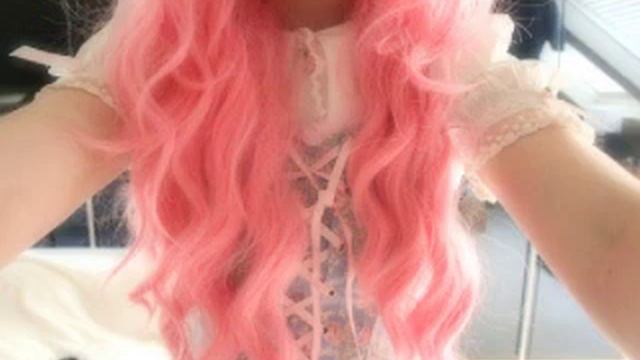 Hipster style-makeup and clothes смотреть онлайн