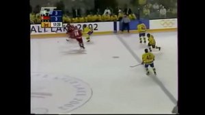 Гол Копатя в ворота Томми Сало