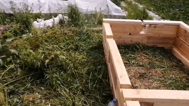 КОМПОСТНЫЙ КОРОБ СВОИМИ РУКАМИ, ИЗ ОБРЕЗКОВ БРУСА смотреть онлайн