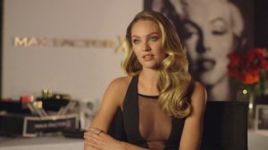 Кэндис Свейнпол / MaxFactor