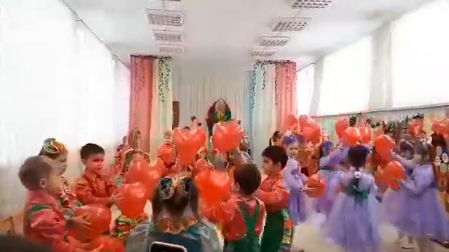 Вход на 8 марта смотреть онлайн