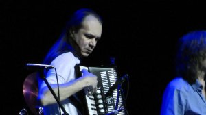 Чиж и Ко, "Бережёного Бог бережёт"