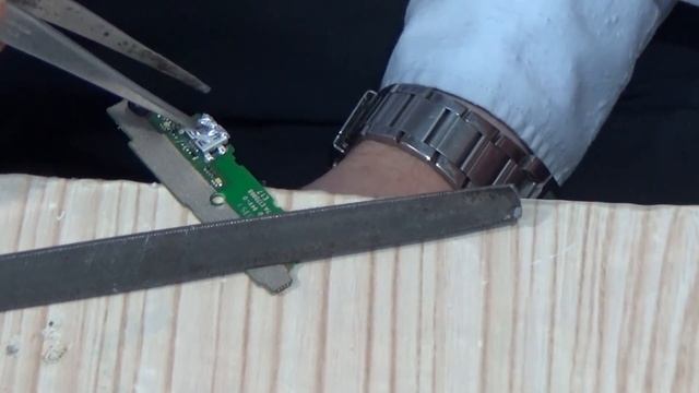 FLY Spark Black IQ4404 замена USB, разбор смотреть онлайн