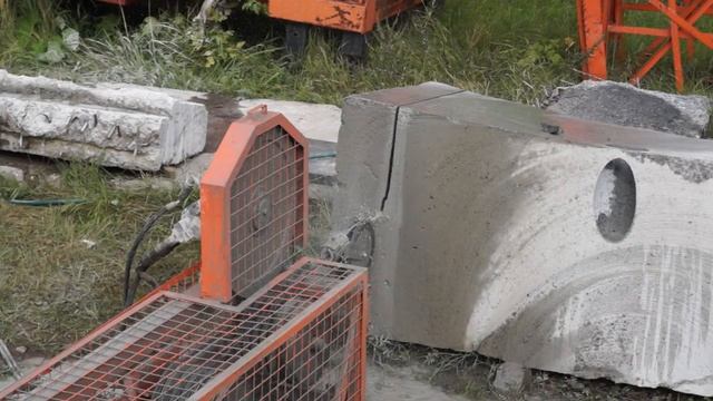 Канатная пила DUS WS4524 смотреть онлайн