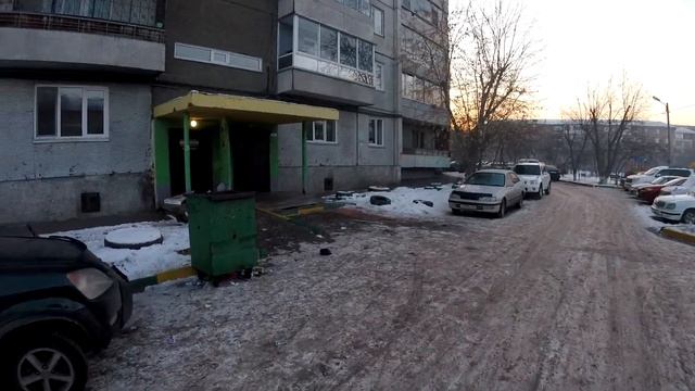 ул. Кутузова Ч.1, мк-н Первомайский, Кировский район, Красноярск. За фасадами...#92 смотреть онлайн