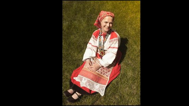 1000 красивейших Девочек, Девушек, Женщин и Бабушек смотреть онлайн