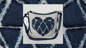 Текстильная сумка кросс-боди с аппликацией "Сердце" из джинса.