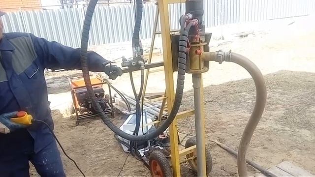 Бурение Скважины на воду малогабаритной установкой на гидравлики г.Казань | Well drilling | смотреть онлайн