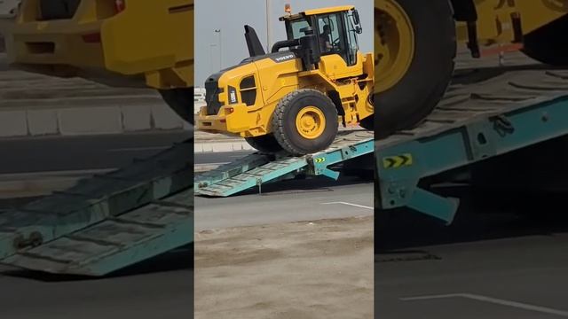 Volvo L120 G Wheel Loader | Mega Machines | #shortsfeed