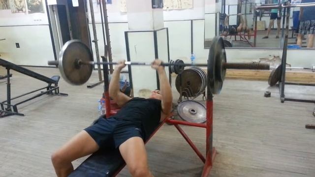 Жим узким хватом 70х12 смотреть онлайн