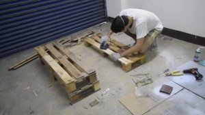 МЕБЕЛЬ ИЗ ПОДДОНОВ. ПОЛКА ДЛЯ ОБУВИ СВОИМИ РУКАМИ.