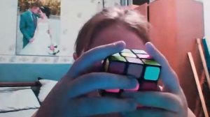 Видеоурок по собиранию кубика рубика от ромашки часть 1      :)