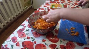 салат без заморочек из острых грибов и огурца