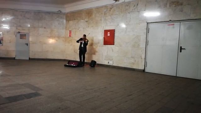 Владимир Семибратов. Музыка в метро
