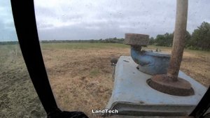 Трактор Т-150К с тяжелой дисковой бороной БДТ-7 - обработка залежной земли!